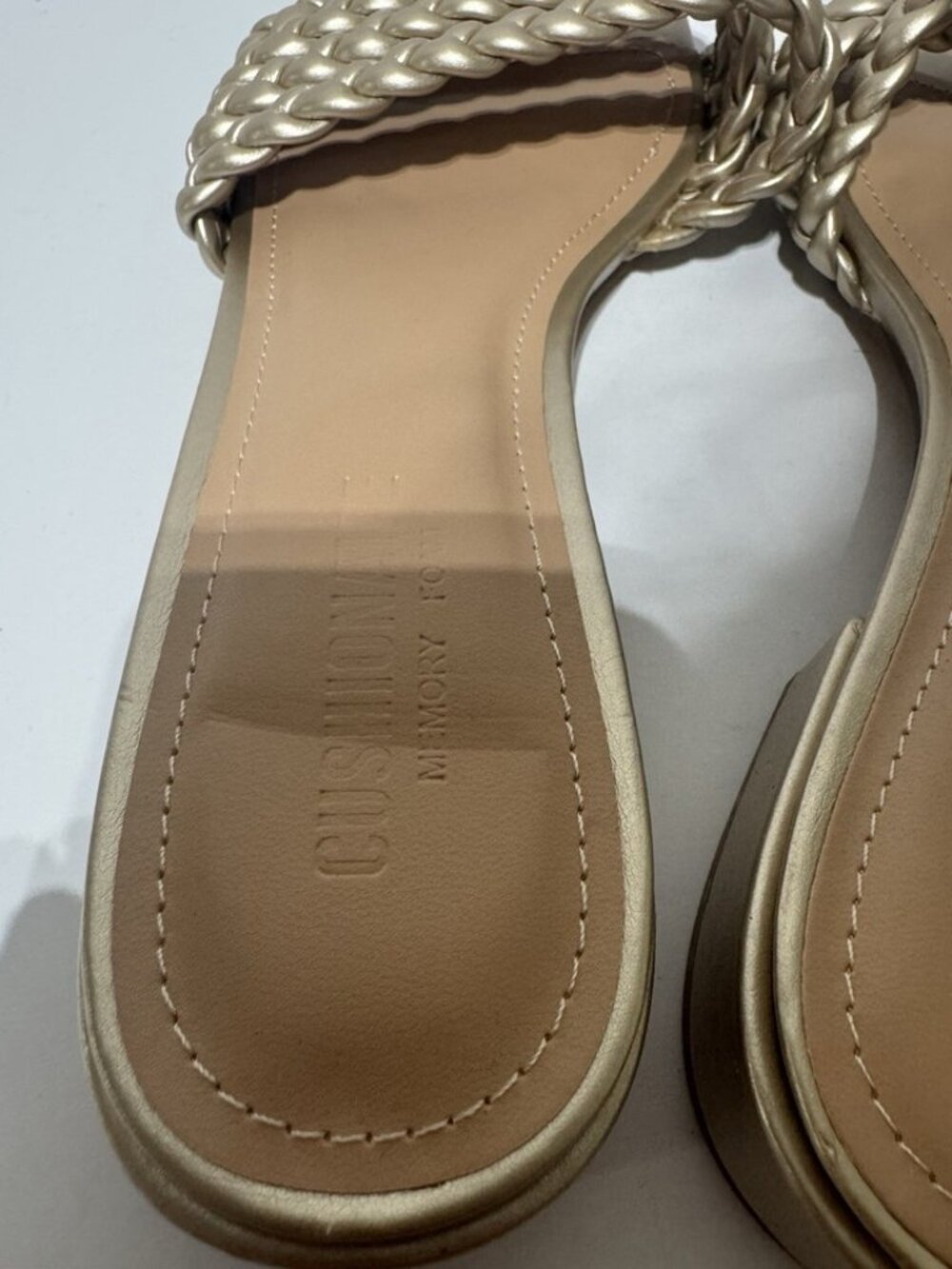 Cushionaire Womens Neary Sandals Size 9m — image 5 of 6